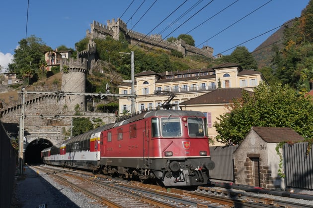 Cab View Ride Gotthard Panorama Express